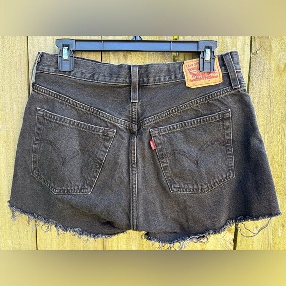Levi's Black 501 Denim Jean Shorts Step on It From Free People Size 26 - Picture 6 of 10